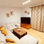 Casa Arte - Old Town Center, Veliko Tarnovo, Paid Parking, Subject To Availability
