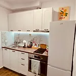 Casa Arte - Old Town Center, Veliko Tarnovo, Paid Parking, Subject To Availability