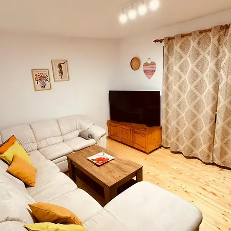 Casa Arte - Old Town Center, Veliko Tarnovo, Paid Parking, Subject To Availability
